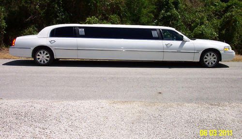 Limousine &ldquo;Lincoln&rdquo;, Warsaw, Poland